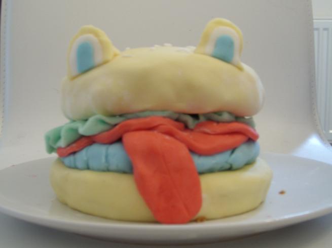 Burgertee cake