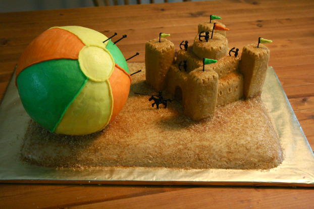 Defend The Kingdom cake