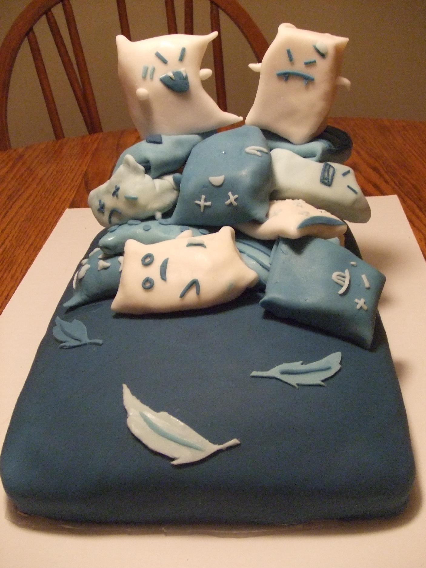Pillow Fight cake