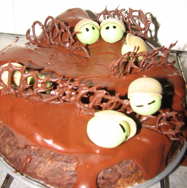 War And Peas cake