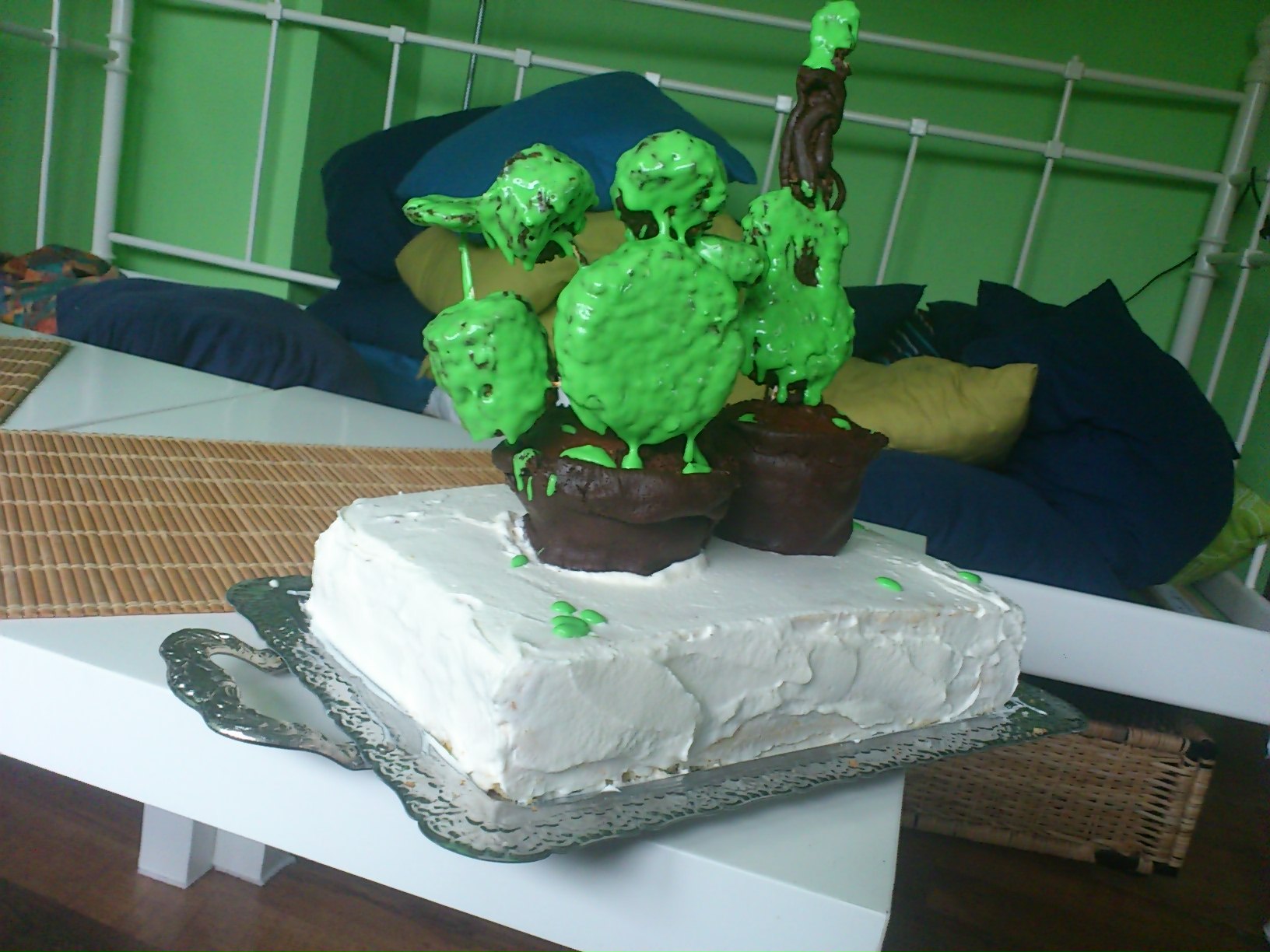 Home Grown cake
