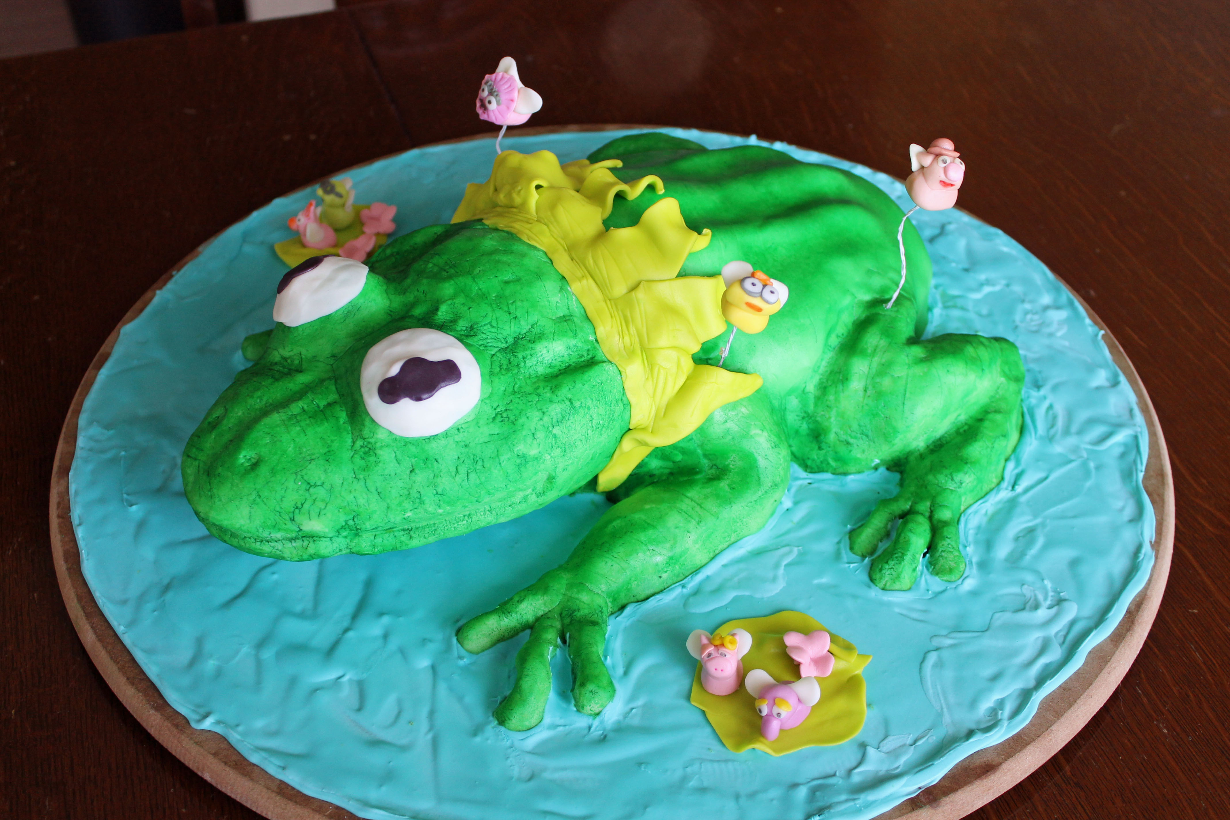 Being Green Muppets DTG cake