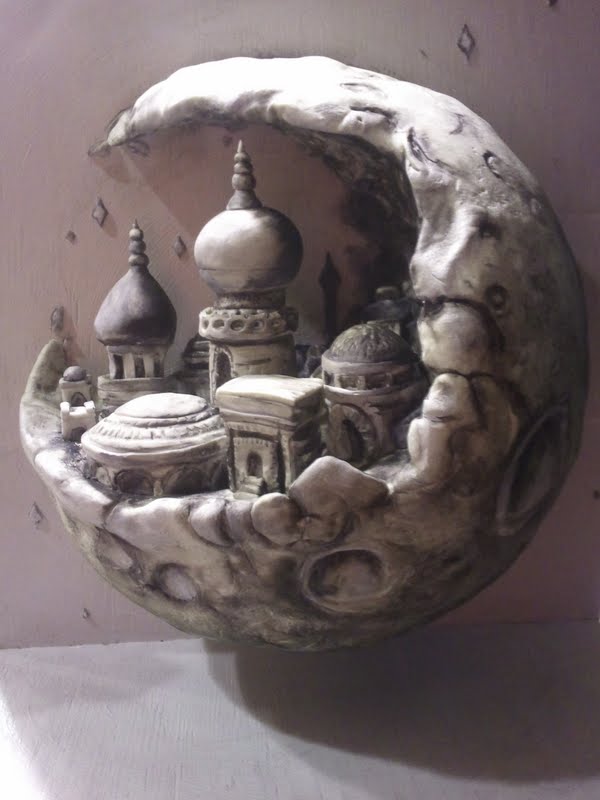 Arabian Crescent cake