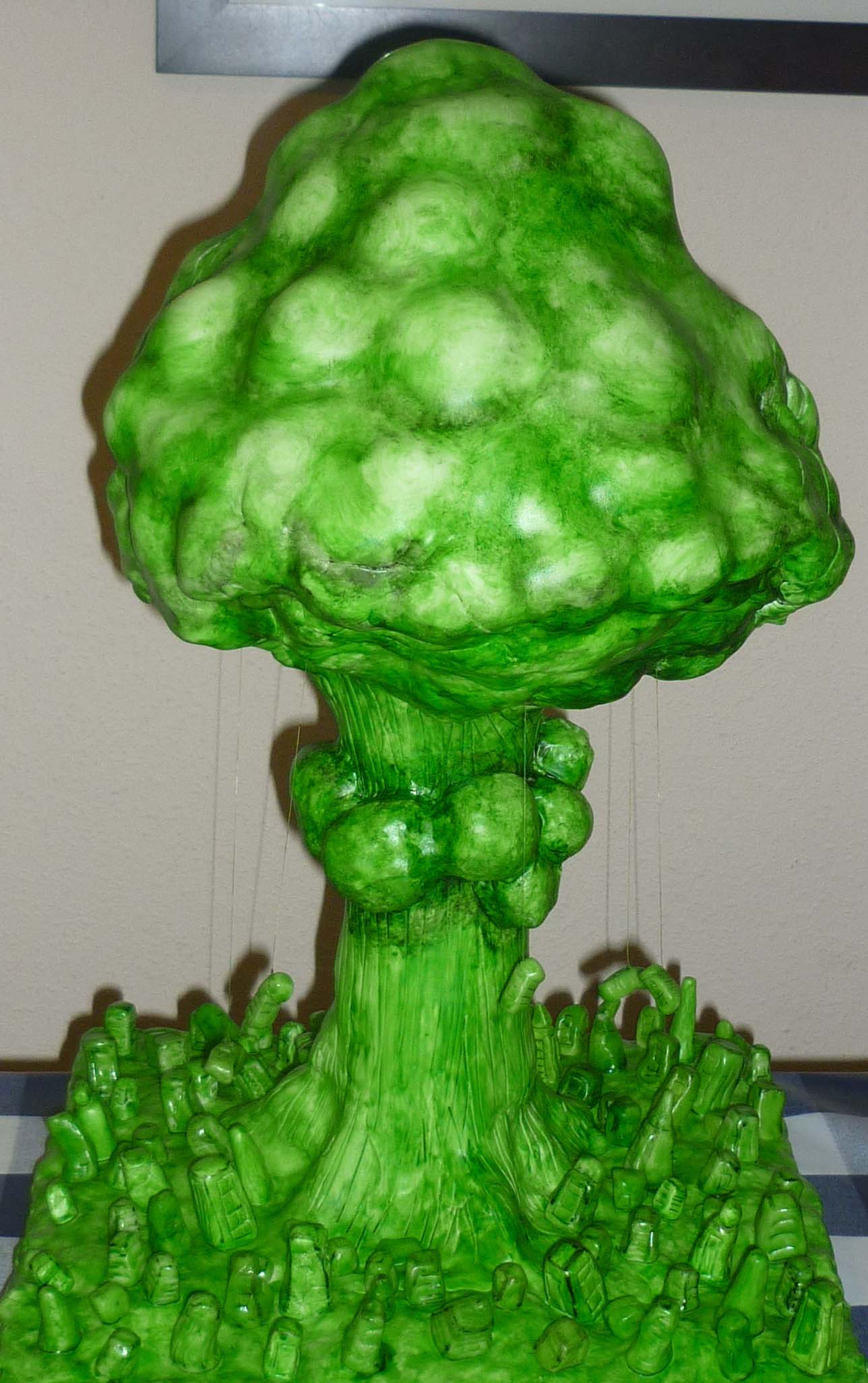 Green Apocalypse cake