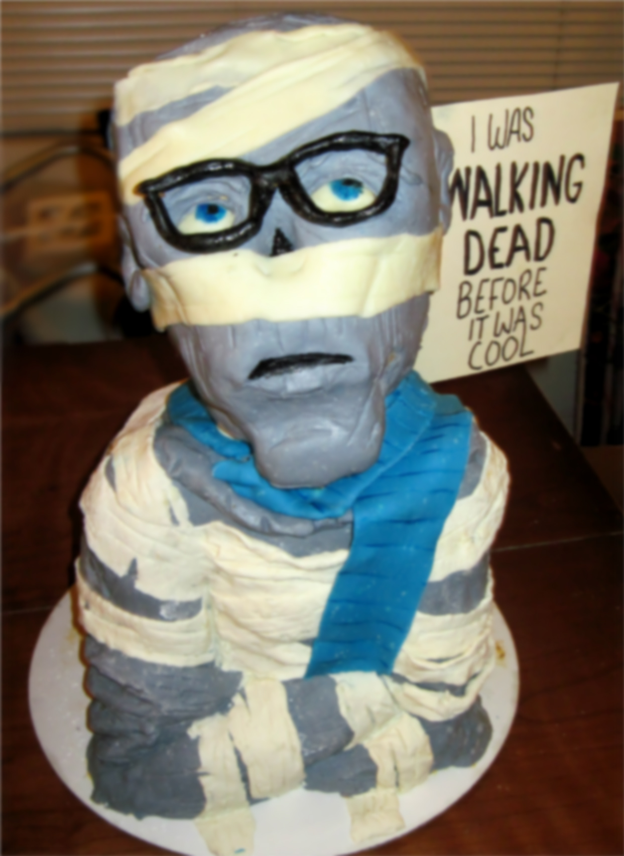 Hipster Mummy cake