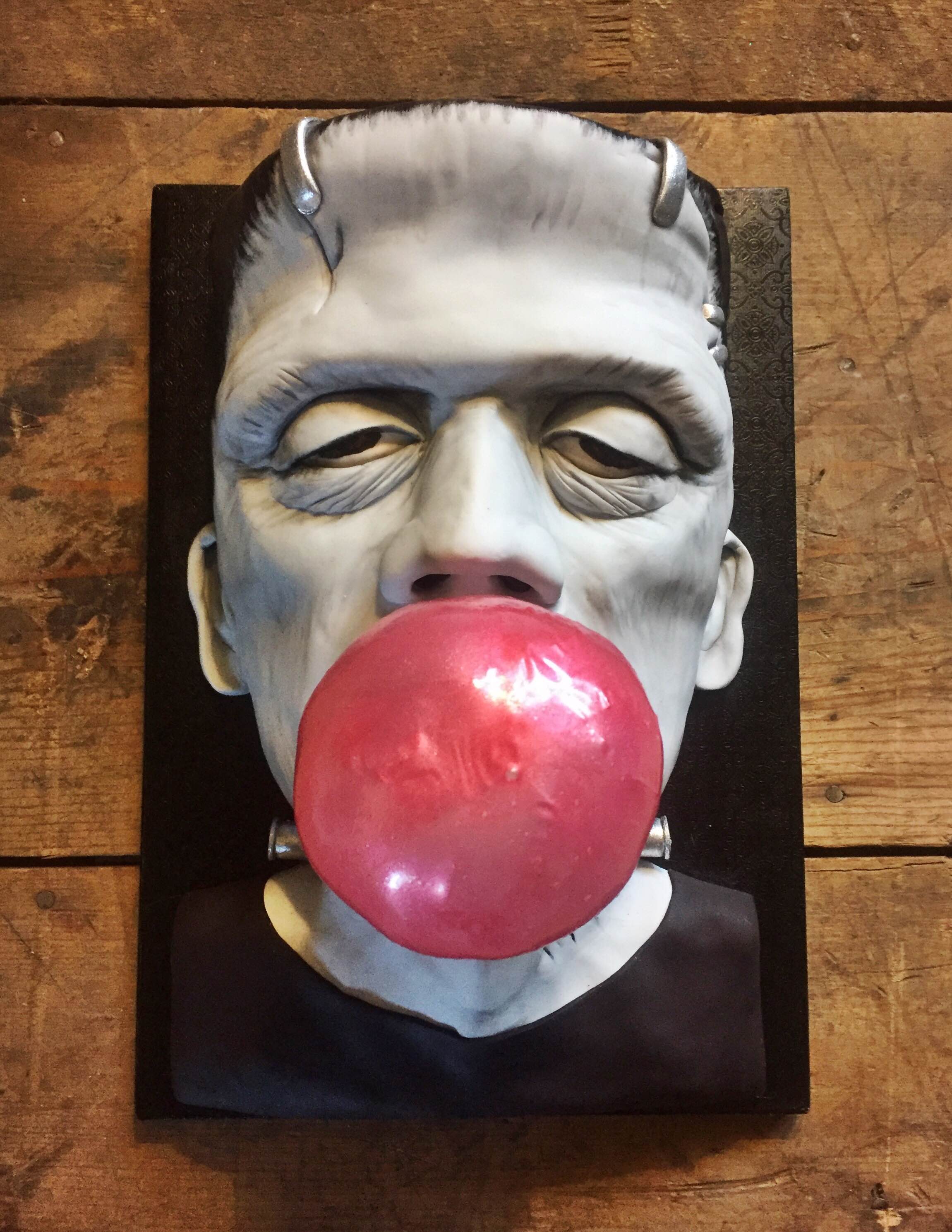FRANKIE GOES TO HOLLYWOOD cake